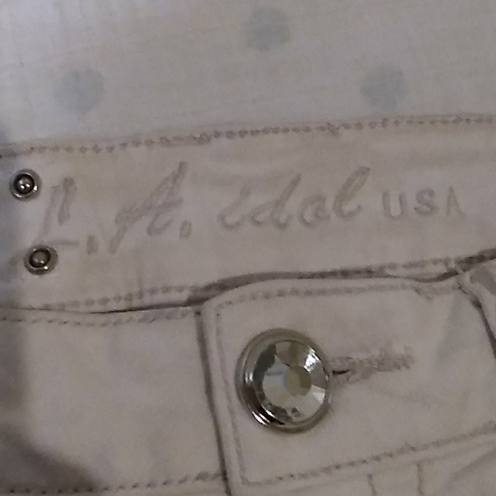LA IDOL BEJEWELED SHORTS - Picture 4 of 8